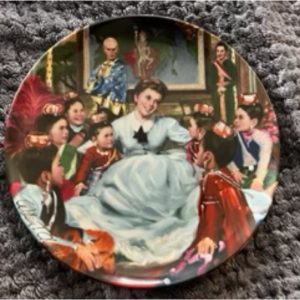 Knowles Colorful Decorative Plate with Historical Scene. 1985 Plate # 16647H